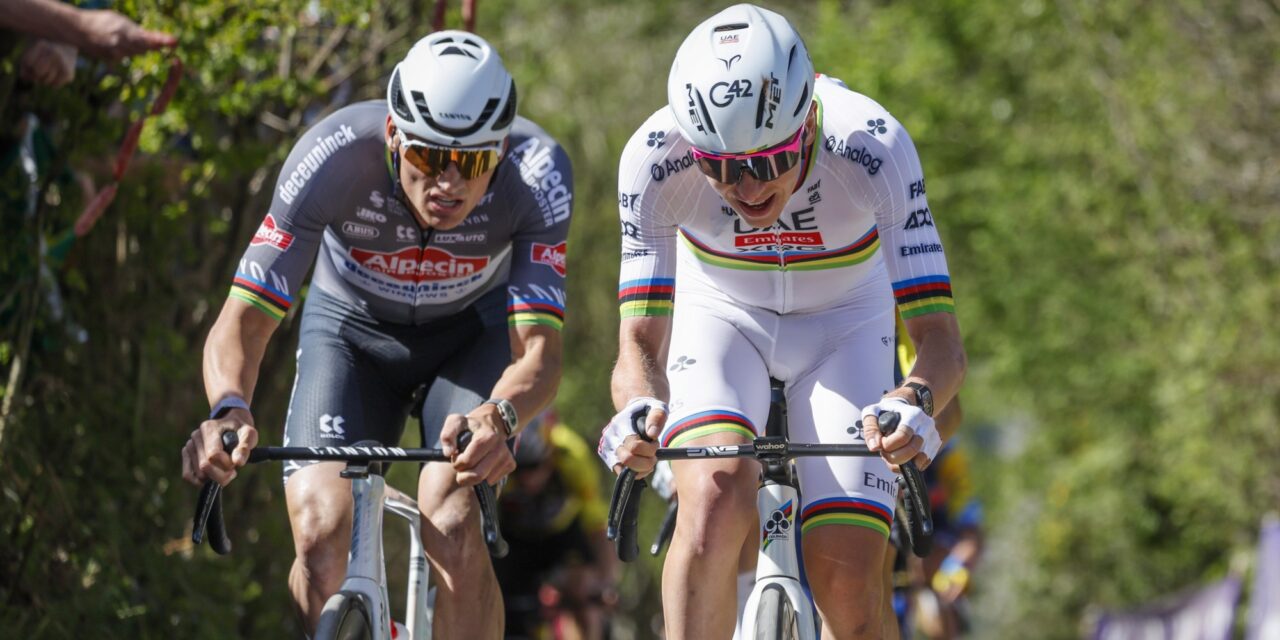 Internationale kranten zien hoe ‘almachtige’ Tadej Pogacar ‘wraak’ neemt op Mathieu van der Poel
