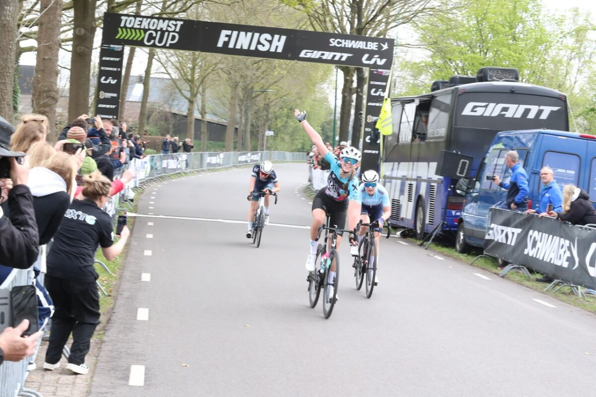 Tweede zege op rij voor Jaylinn Brakke in Toekomstcup, nieuwe leiders bij de mannen