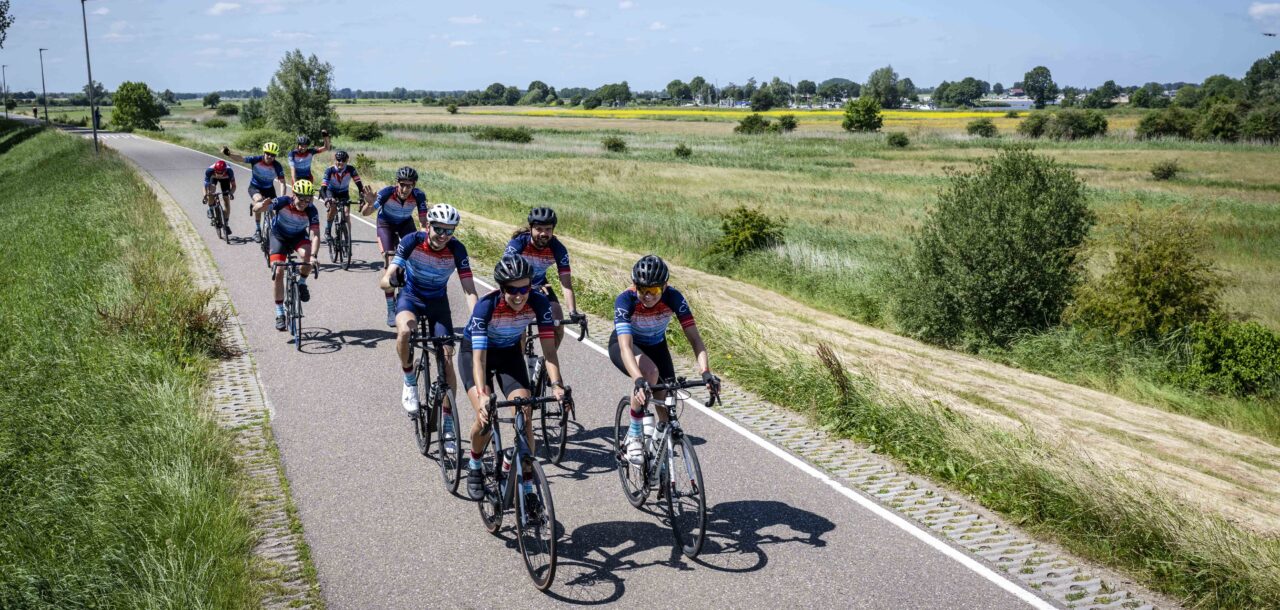 Climate Classic, fietsen over denkbeeldige kustlijn van Nederland