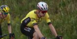 Wout van Aert blijft ook na mindere tijdrit ambitieus: “Ik hoop mee te dingen om ritzege”