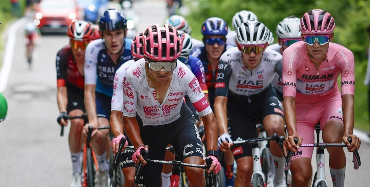 Giro 2025: Hoe laat zijn de belangrijkste passages in rit 16 naar San Valentino?