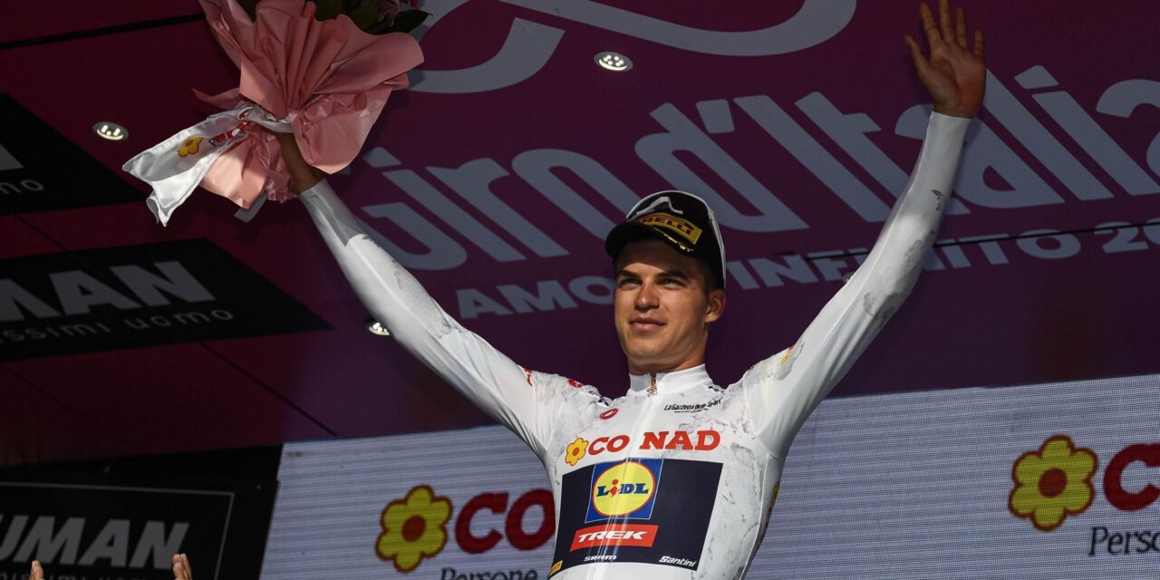 Controleren, reageren en piloteren: Mathias Vacek maakt indruk in vijfde etappe Giro d’Italia