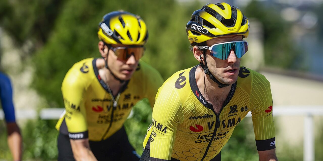 Simon Yates neemt revanche en rijdt naar recordtijd op Colle delle Finestre