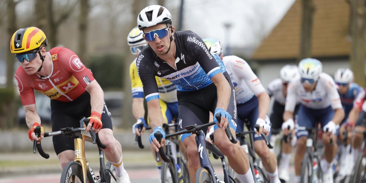Timo de Jong verslaat Joran Wyseure in de Midden-Brabant Poort Omloop