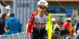 Vijf renners krijgen erehaag in Ronde van Lombardije, ook Louis Meintjes zwaait af