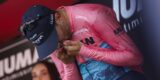 Diego Ulissi pakt eerste Italiaanse roze trui in meer dan vier jaar, daarna komen de emoties