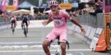 Giro 2025: Roze trui Isaac Del Toro slaat daags na offday terug met deugddoende ritzege
