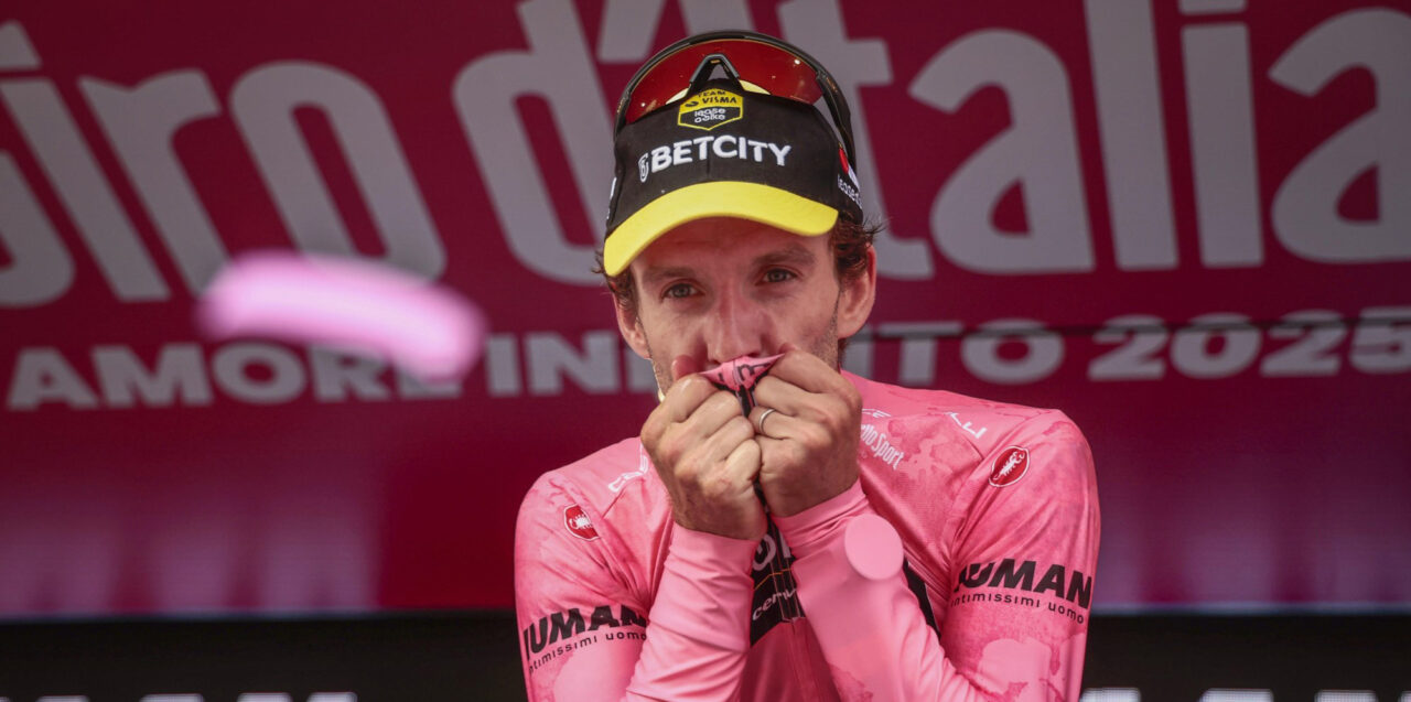 Simon Yates en Visma | Lease a Bike schudden in Giro d’Italia ook Tadej Pogacar wakker
