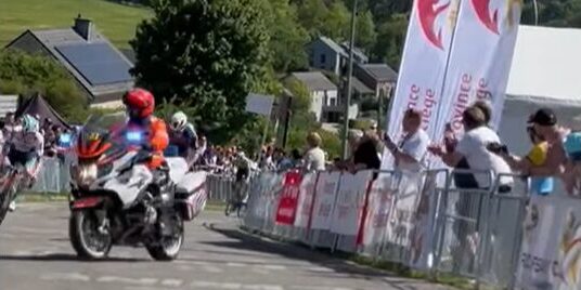 Jury grijpt niet in na bizarre ontknoping in Luik-Bastenaken-Luik U19, laatste woord aan UCI