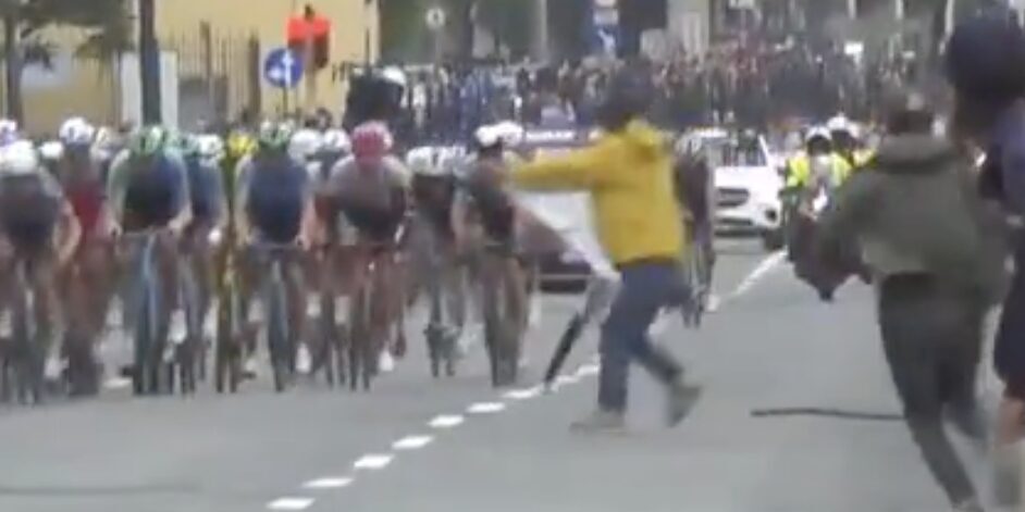 Giro 2025: Demonstranten op parcours verstoren finale zesde etappe