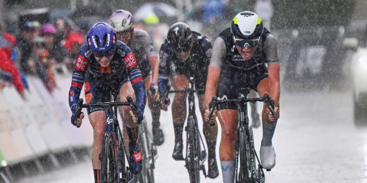 Cat Ferguson slaat dubbelslag en is jongste winnaar ooit in Women’s WorldTour