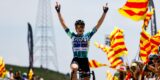 Demi Vollering kraakt taaie Marion Bunel in slotkilometer van koninginnenrit Ronde van Catalonië 