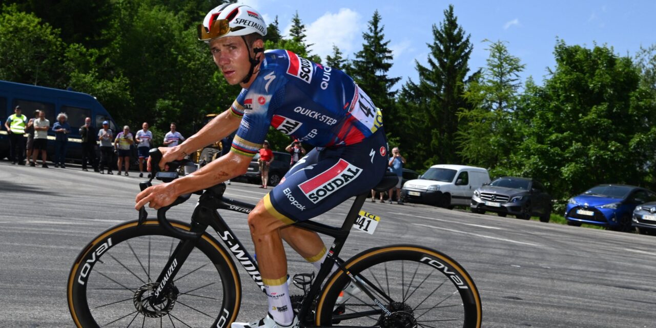 Remco Evenepoel blijft achter met gemengde gevoelens: “Vergeleken met vorig jaar sta ik nu verder”
