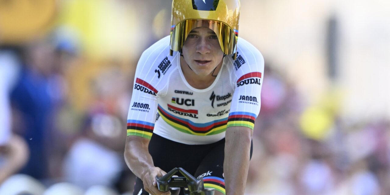 Tour 2025: Soudal Quick-Step kan opgelucht ‘de bladzijde omdraaien’ na tijdritzege Remco Evenepoel