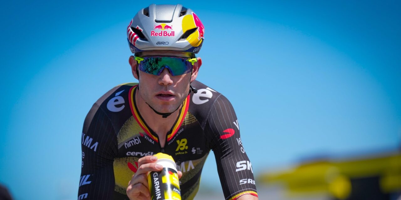 Van Aert neemt hoed af voor Van der Poel en Rickaert: “Had het graag geweten op voorhand”