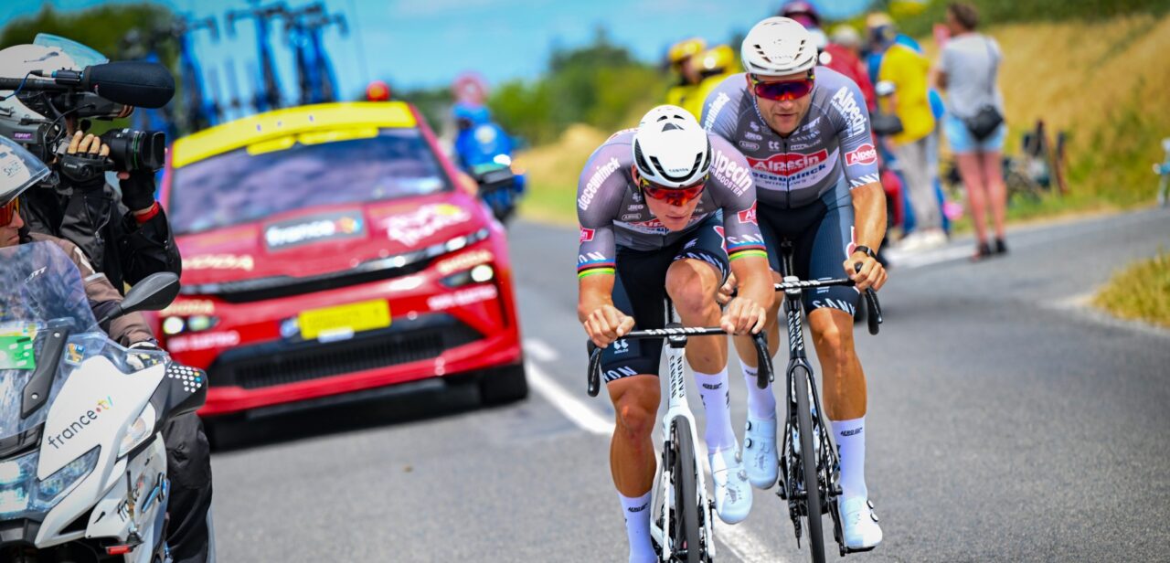 Tour 2025: Wat zien we nu? Mathieu van der Poel demarreert van bij de start