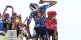 Tour 2025: Valentin Paret-Peintre wint knotsgekke Mont-Ventoux-rit, spektakel tussen Pogacar en Vingegaard