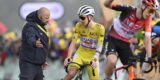 Tour 2025: Onbedoelde bodycheck voor Tadej Pogacar na de finish
