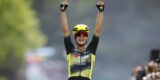 Tour Femmes 2025: Marianne Vos remonteert ploeggenote Ferrand-Prévot in extremis en pakt eerste geel