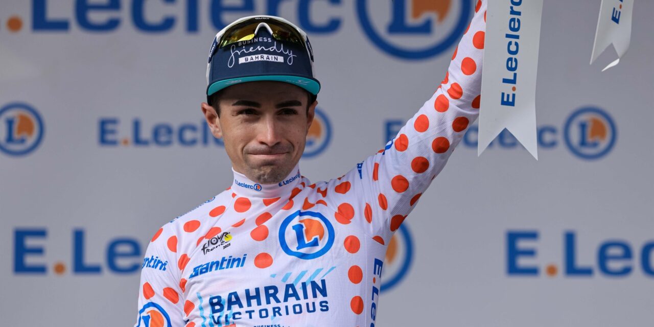 Tour 2025: Met veroveren van de bergtrui lost Lenny Martinez belofte aan grootvader in