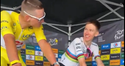 “Start niet als een gek om me in te halen, alsjeblieft?” Pogacar en Van der Poel dollen richting tijdrit