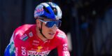Tour 2025: Danny van Poppel stapt met goede reden uit de ronde