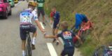 Tour 2025: Remco Evenepoel zorgt net voor opgave nog voor grote glimlach bij jonge fan