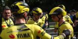 Matthew Brennan moet manoeuvre voor eindsprint bekopen met gele kaart