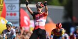 Ben Turner sprint naar ritzege in Ronde van Polen na door valpartij ontsierde etappe