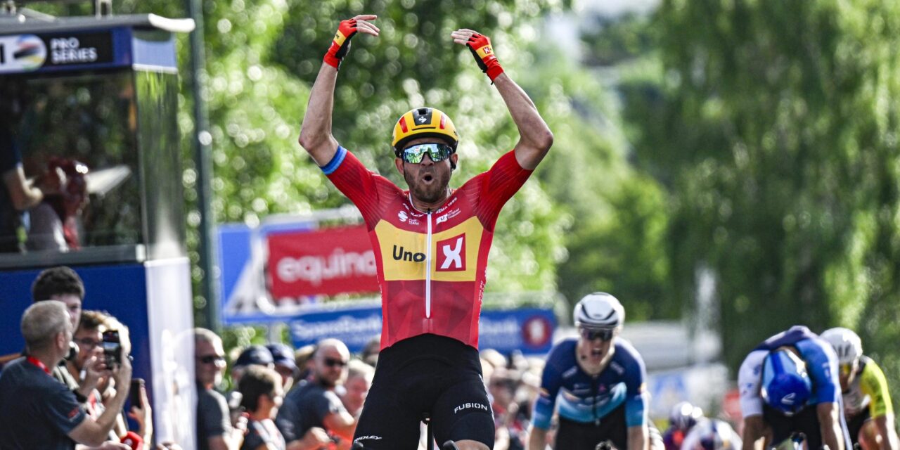 Alexander Kristoff sprint in gravelrit Arctic Race of Norway naar 98ste profzege, Cees Bol vijfde