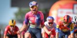 Chiara Consonni wint openingsrit Ronde van Polen en krijgt daar opvallende prijs voor