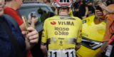 Vuelta 2025: Beelden vanuit het peloton tonen harde valpartij Vingegaard van dichtbij