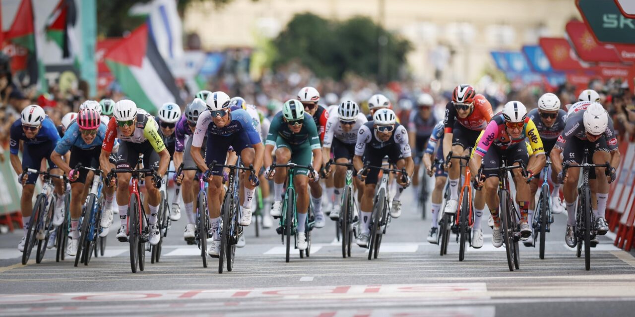 Vuelta 2025: Liveblog etappe 19 naar Guijuelo – Nog een kans voor sprinters?