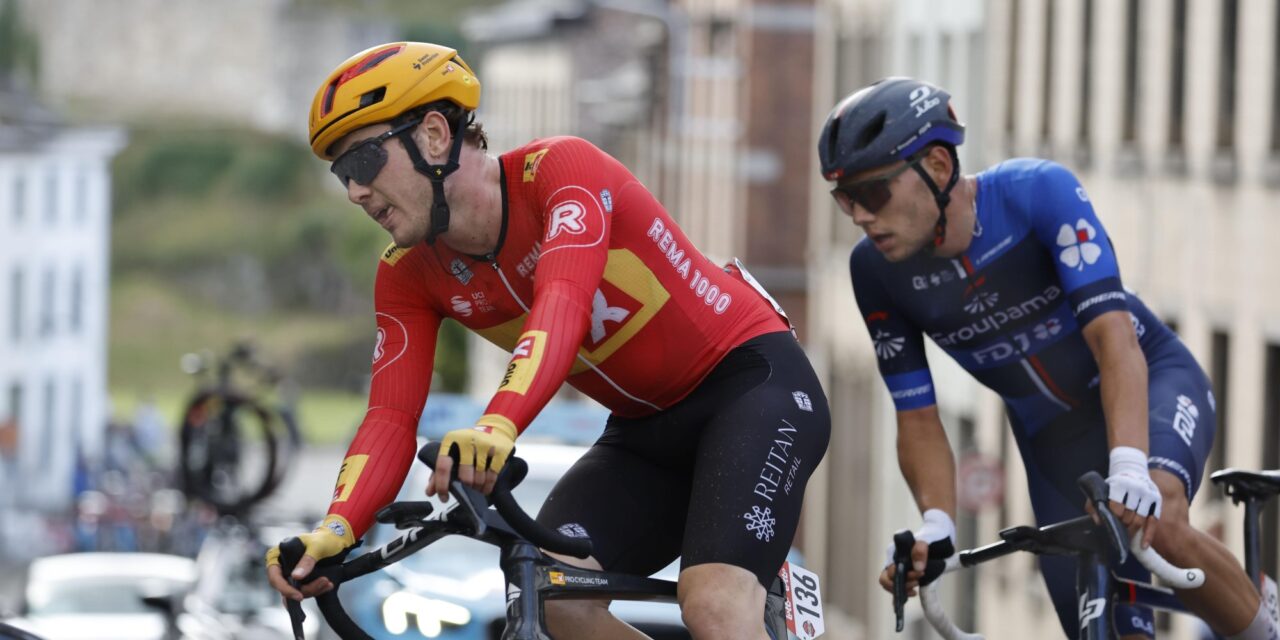 Vroege vluchter Carl-Frederik Bévort rondt indrukwekkende solo af in Tour de l’Avenir