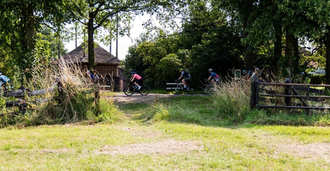 Leyetocht door het land van Boudewijn de Groot verbonden aan NIBC Tour of Holland