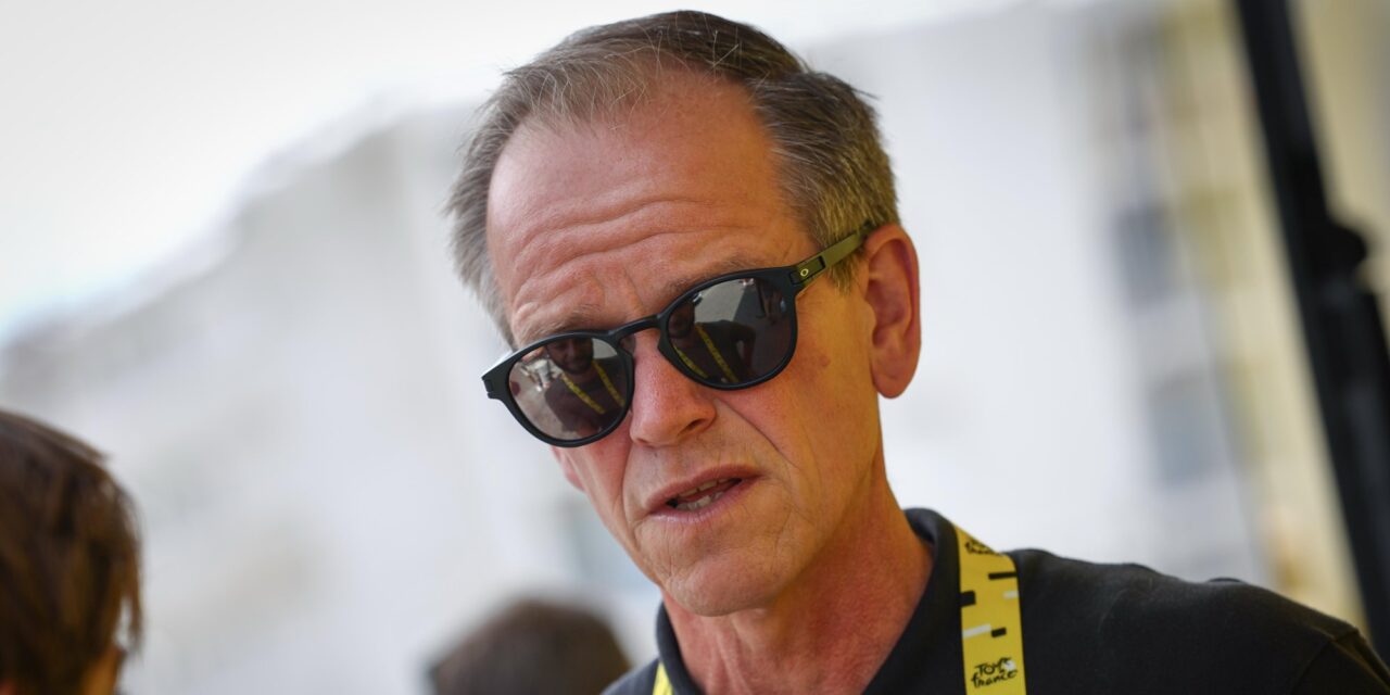 Richard Plugge doet na nieuwe protestactie oproep aan demonstranten en Vuelta-organisatie