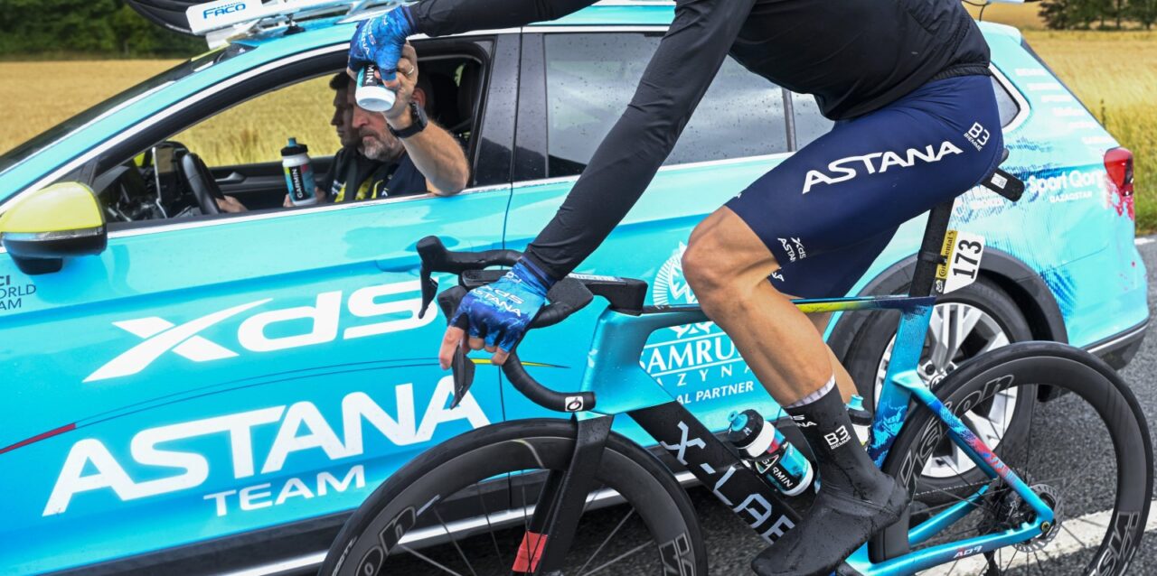 Zoon van Alexandre Vinokourov wordt na afscheid als renner nu ploegleider bij XDS Astana