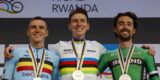Tadej Pogacar kan over twee weken unicum van Eddy Merckx evenaren