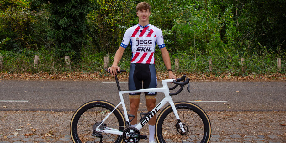 SKIL brengt iconisch wielershirt terug in Ronde van Midden-Brabant