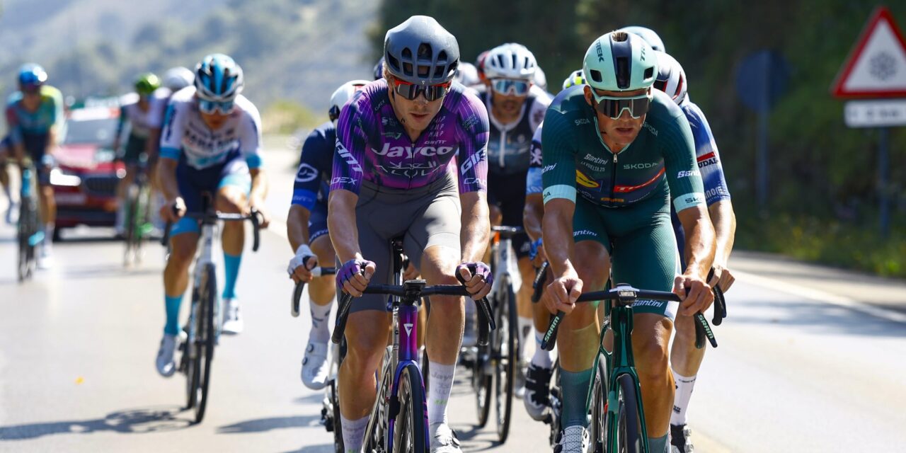 Vuelta 2025: Liveblog etappe 15 naar Monforte de Lemos – Vluchtersdag?