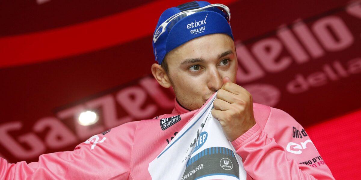 Italiaanse veteraan Gianluca Brambilla (38) hangt fiets aan de wilgen