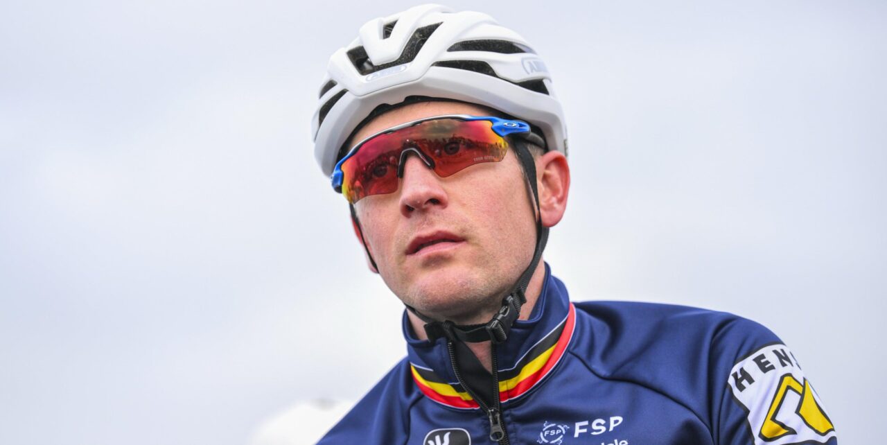 Toon Aerts is Michael Vanthourenhout de baas bij rentree in Kermiscross Ardooie