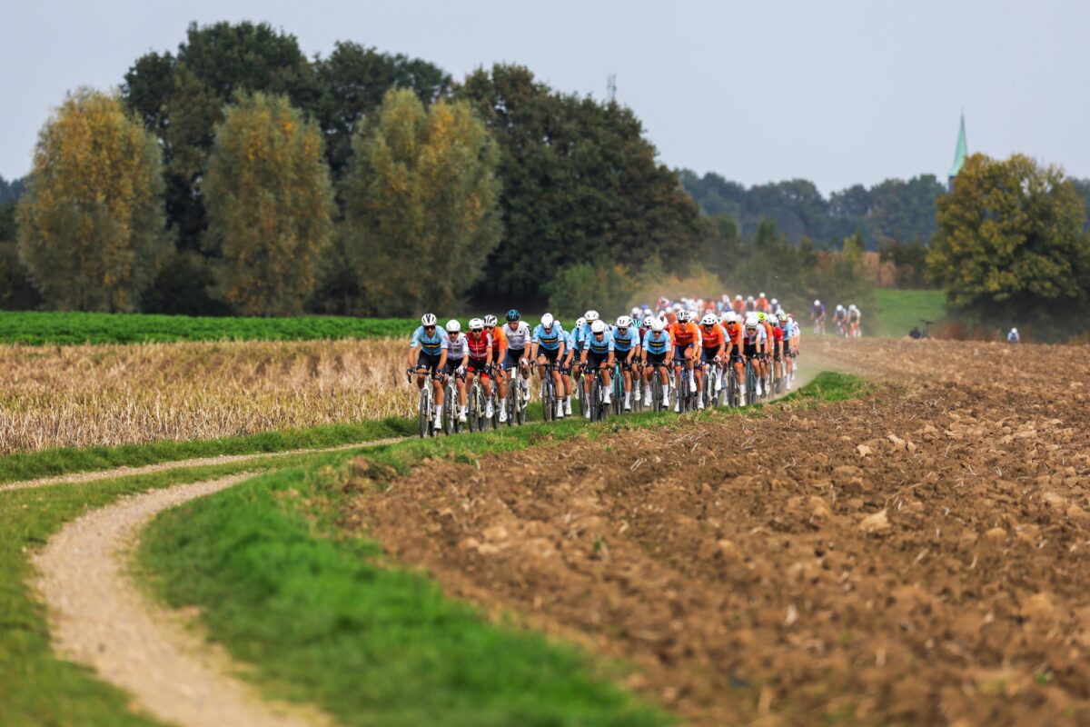 UCI moet niet meteen een melkkoe van de WK Gravel willen maken