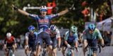 Paul Magnier wint door massale val ontsierde sprint in Tour of Guangxi