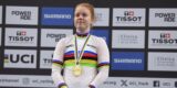 Derde goud én wereldrecord: Hetty Van de Wouw maakt hattrick compleet op kilometertijdrit