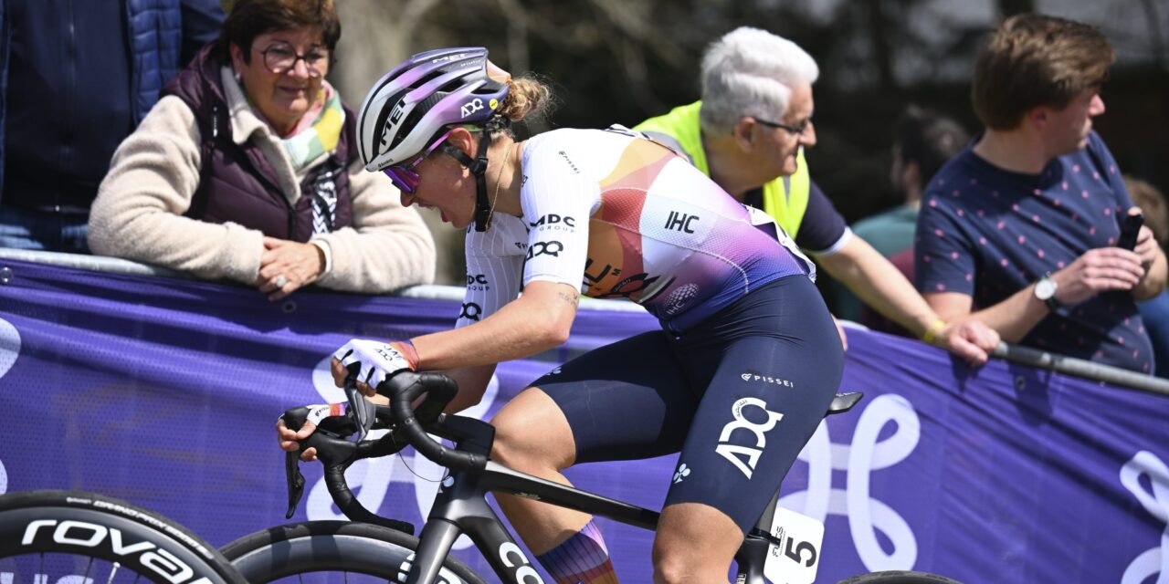 Silvia Persico trekt gravelvorm door met winst in eerste Veneto Women