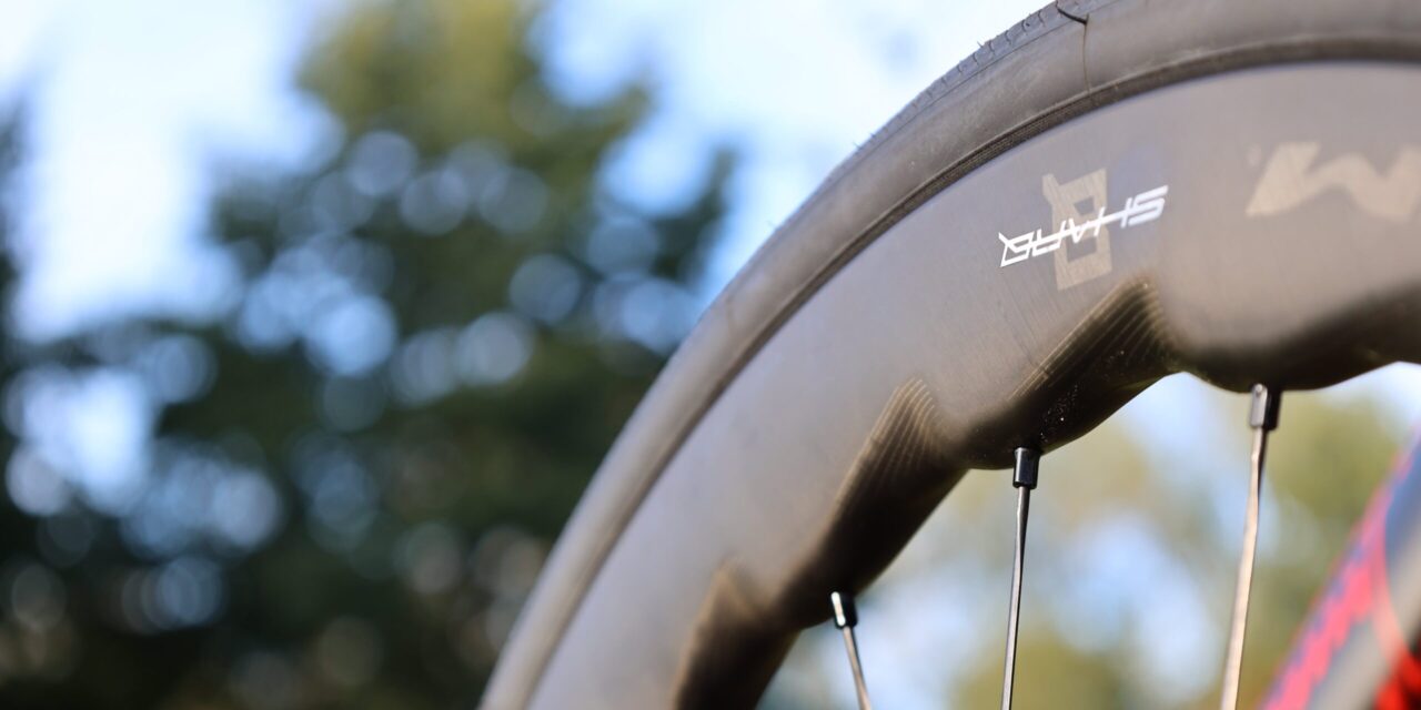 Review: De Fulcrum Soniq en Sharq wielsets lijken identiek, maar kennen wel degelijk verschillen