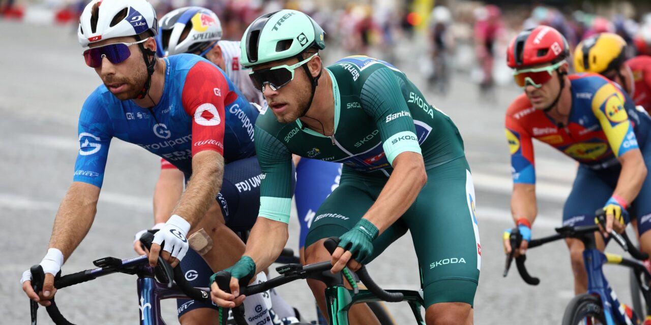 Jonathan Milan dendert naar zege in ASO-criterium in Singapore