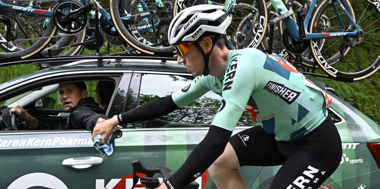 Red Bull-BORA-hansgrohe neemt Baskisch talent over van Equipo Kern Pharma
