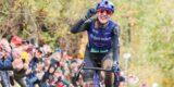 Lucinda Brand houdt piepjonge Célia Gery af in Koppenbergcross, baaldag Fem van Empel